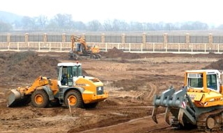 Планировка участка бульдозером в Стрежевом от 940 руб. Цены за м2 - 2Землекопа-Стж