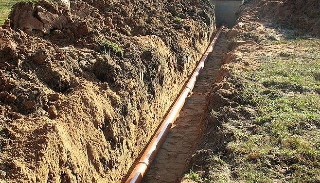 Копка траншей для водопровода в Стрежевом: цена за метр от 940 руб.